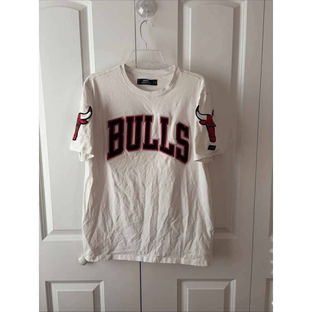 Pro Standard  Chicago Bull T-Shirt Men’s White Size XL